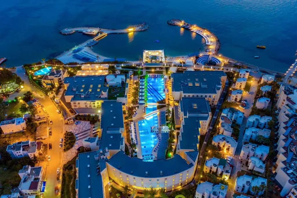 هتل لا بلانچ ریزورت اند اسپا