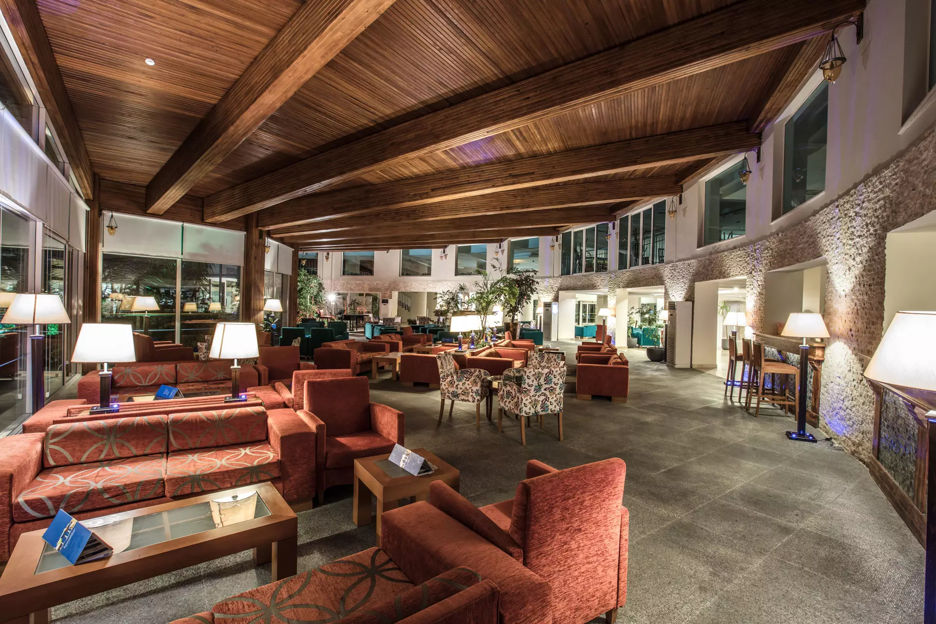 سی لایت ریزورت