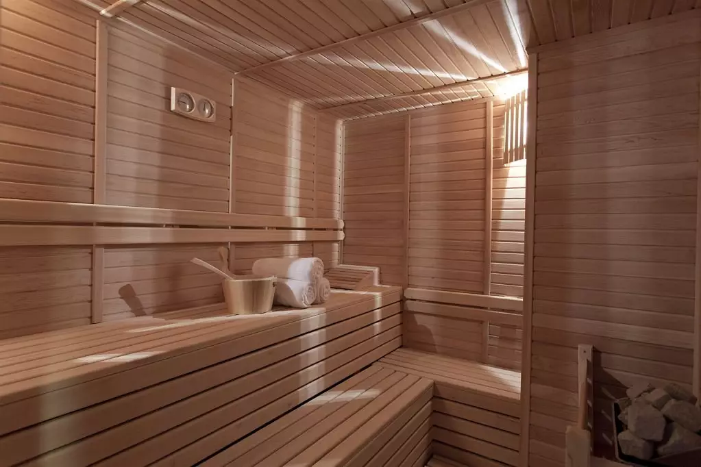 تور لاکچری بدروم