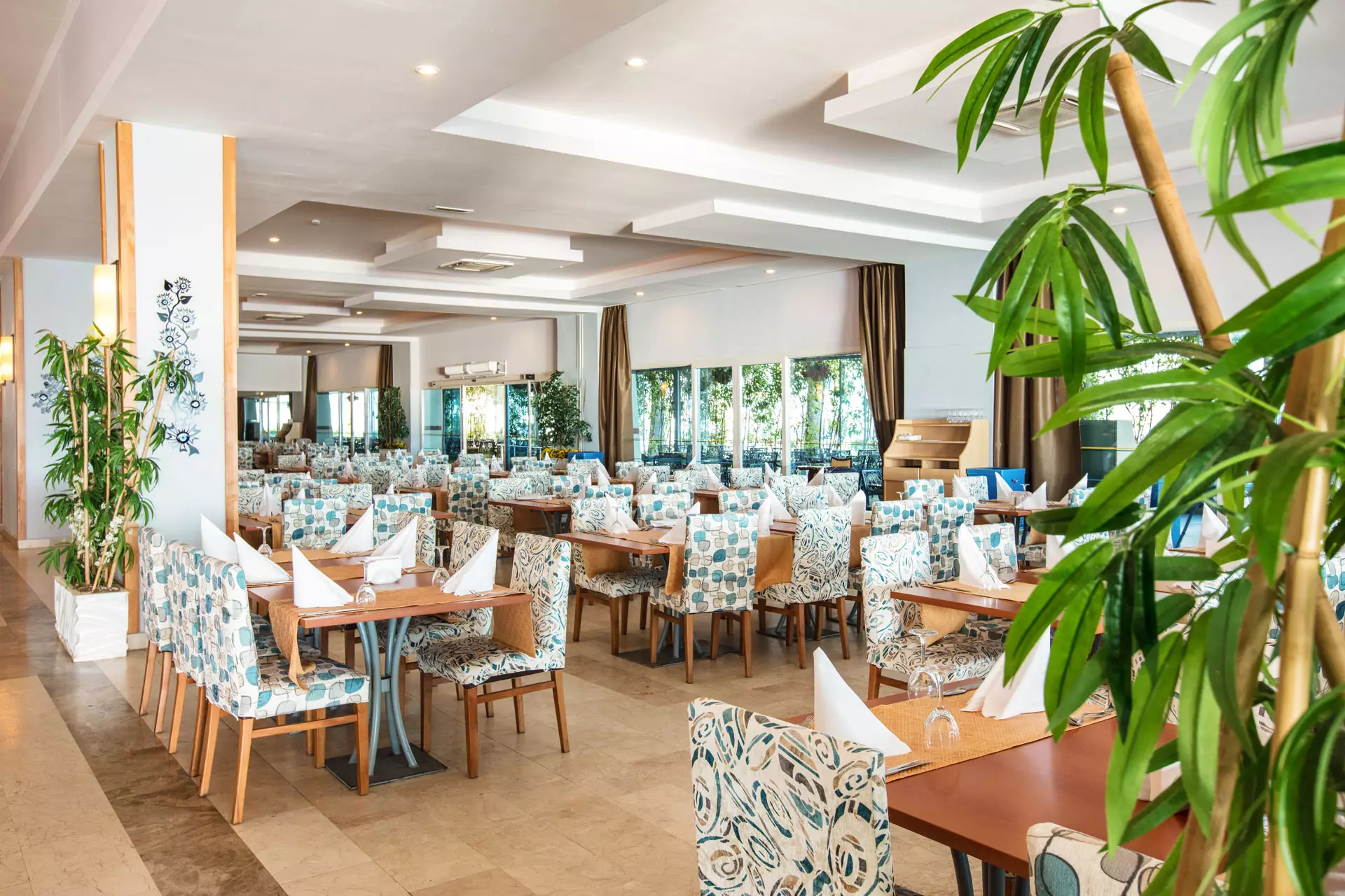 سی لایت ریزورت