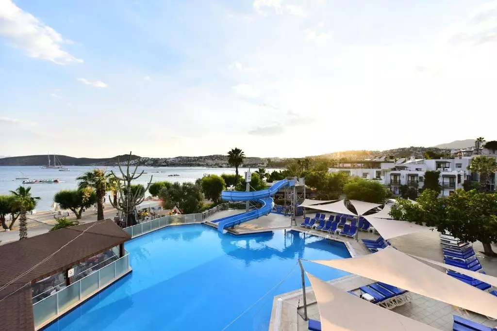 پارکیم آیاز