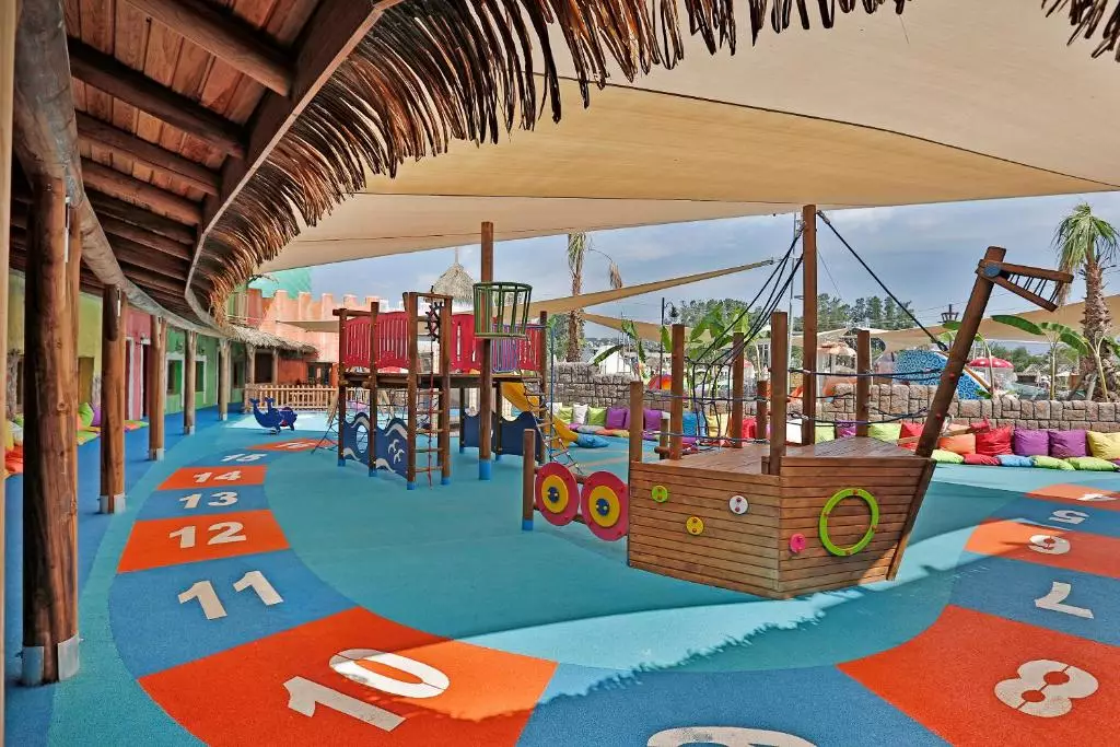 آتلانتیک هالیدی کلاب