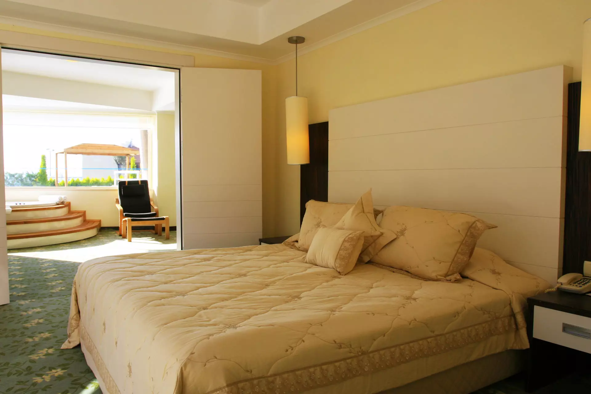 سی لایت ریزورت