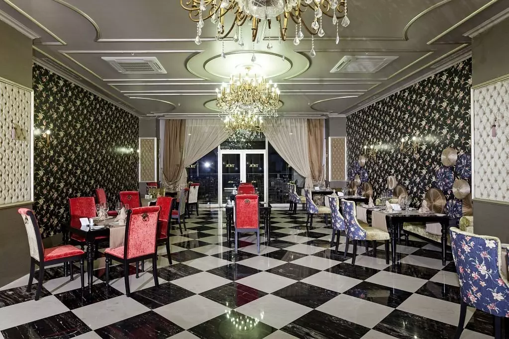 تور لاکچری بدروم