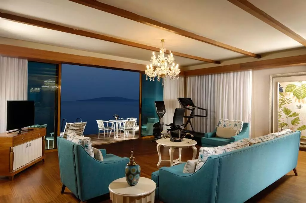 بی پریمیوم بدروم