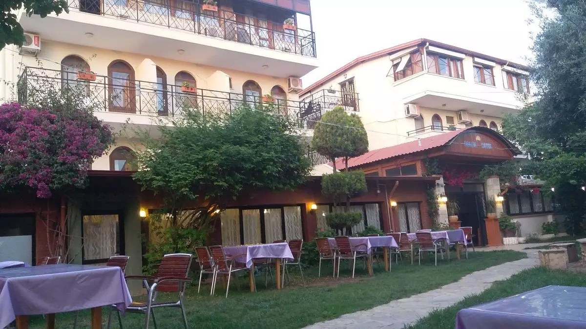 هتل لوجو بدروم