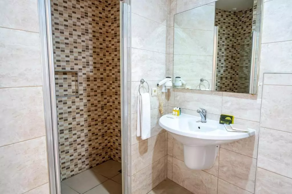 بدروم بیچ ریزورت