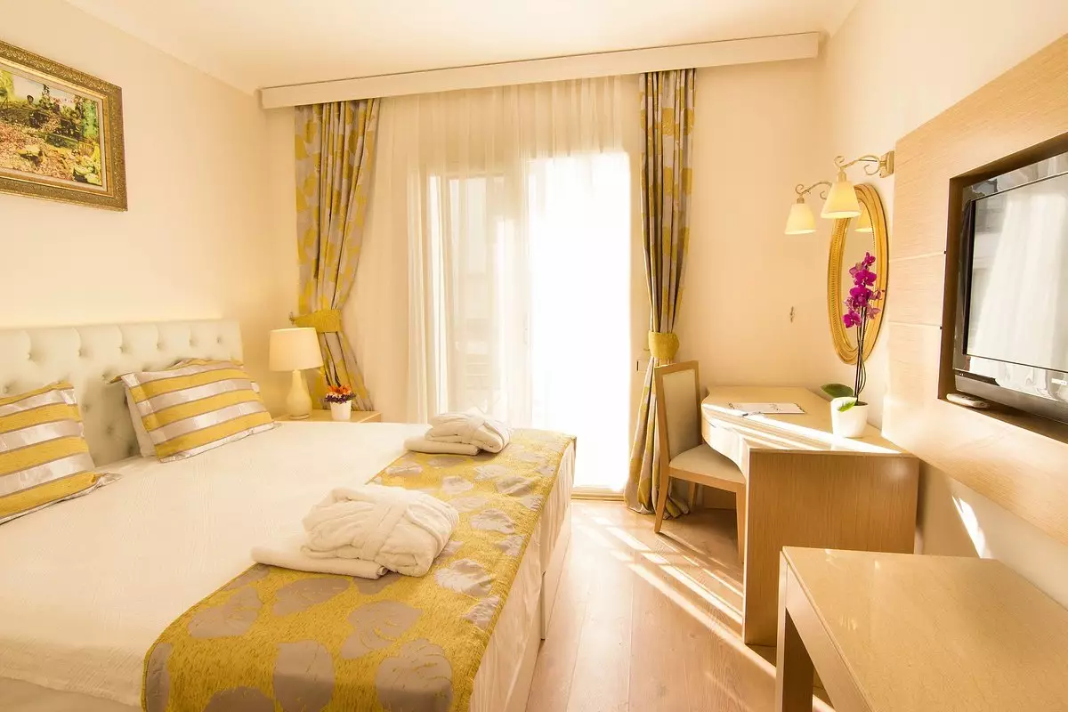 لادنیا دل ماره