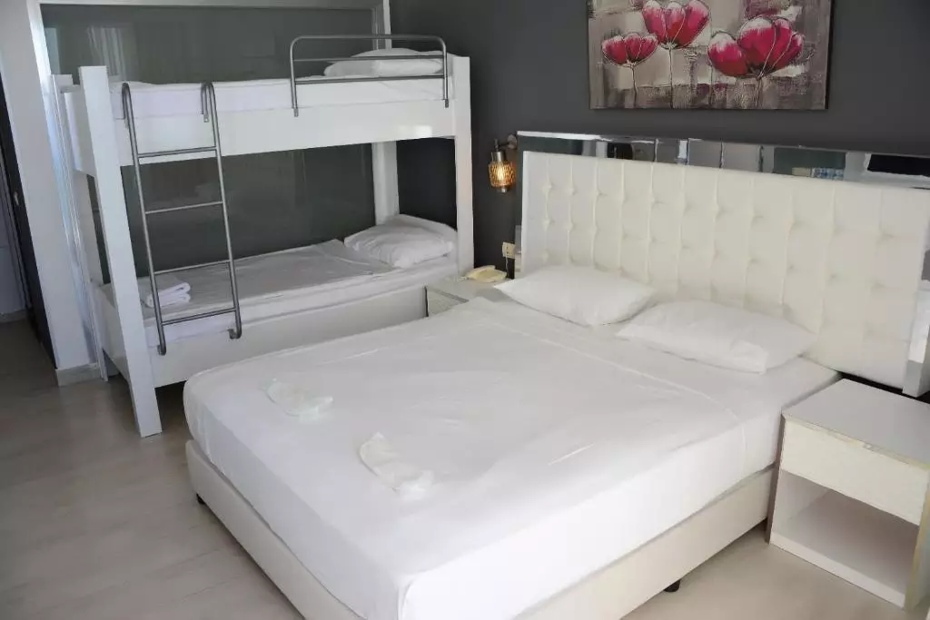 لو بلو اند ریزورت کوش آداسی