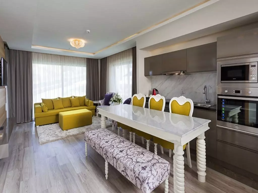 تور لاکچری بدروم