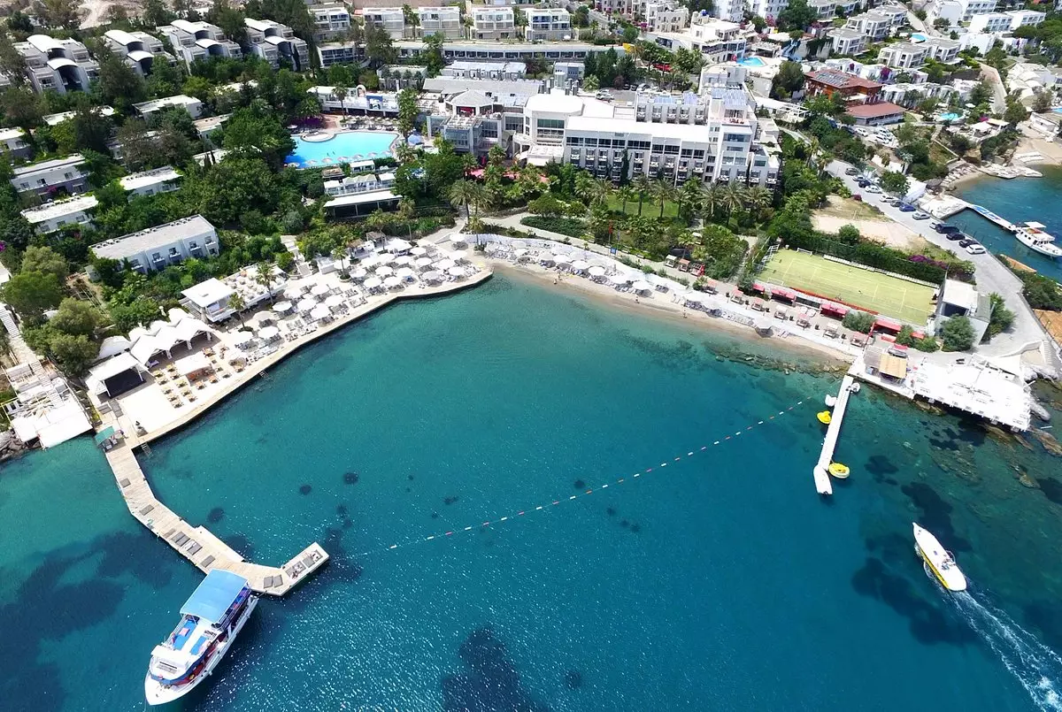 هتل گادس آف بدروم