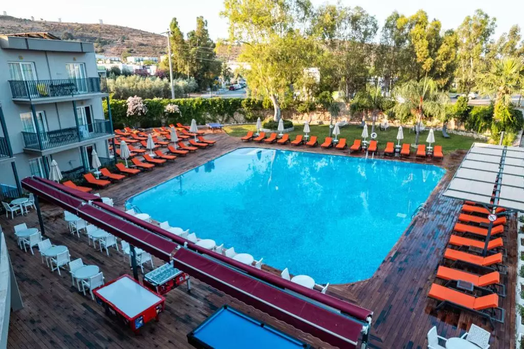 بدروم بیچ ریزورت