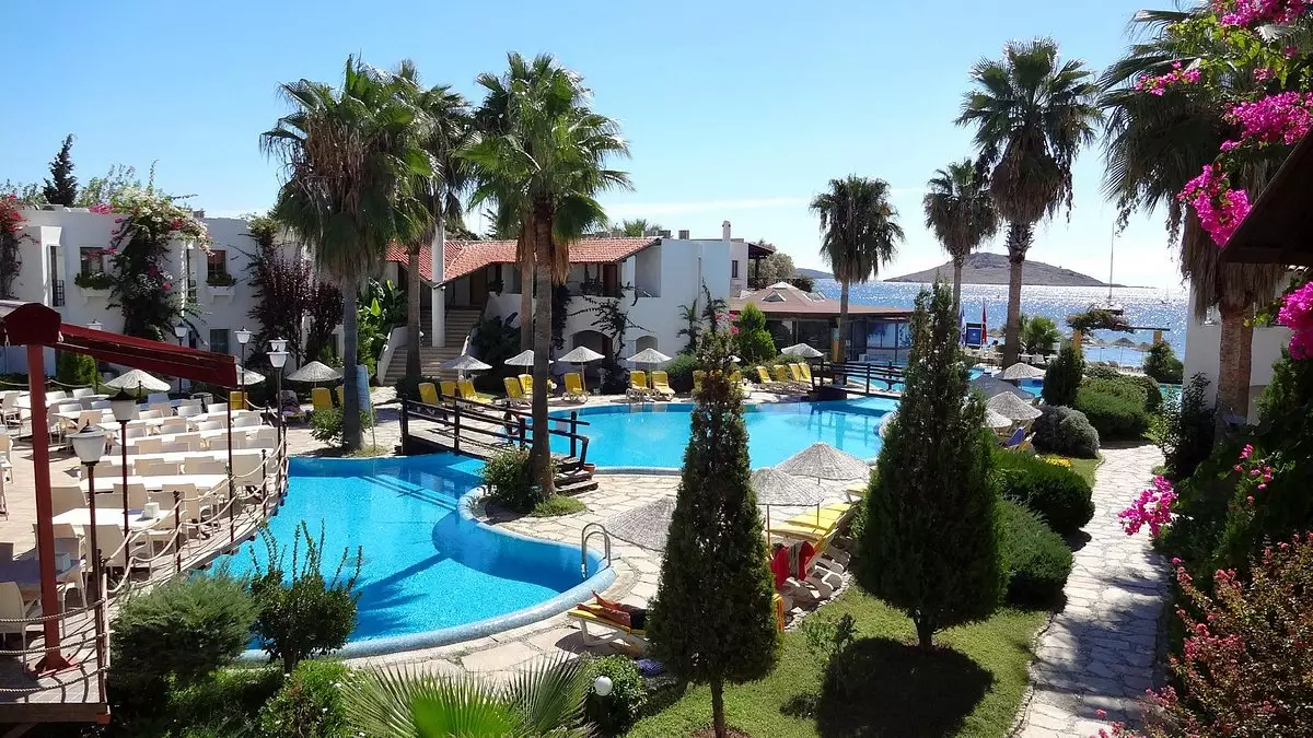 هتل لادونیا اوندرحان