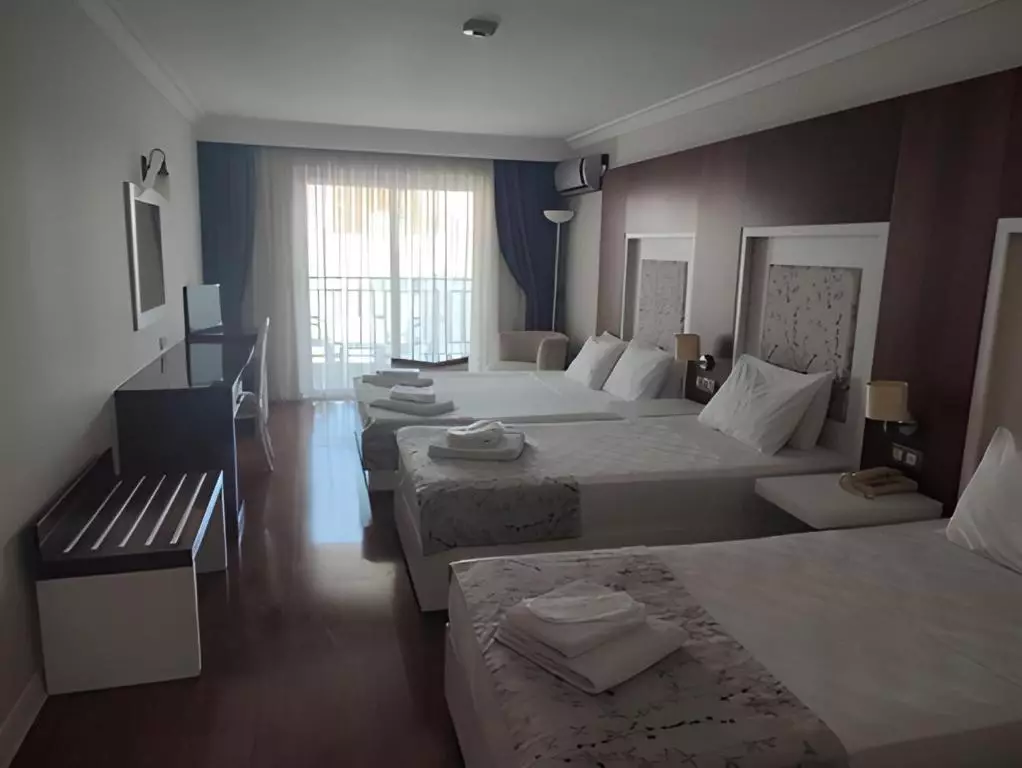 سنتینوس بیچ