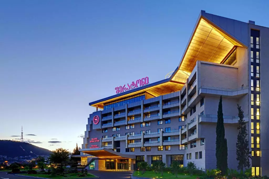 هتل شرایتون گرند تفلیس