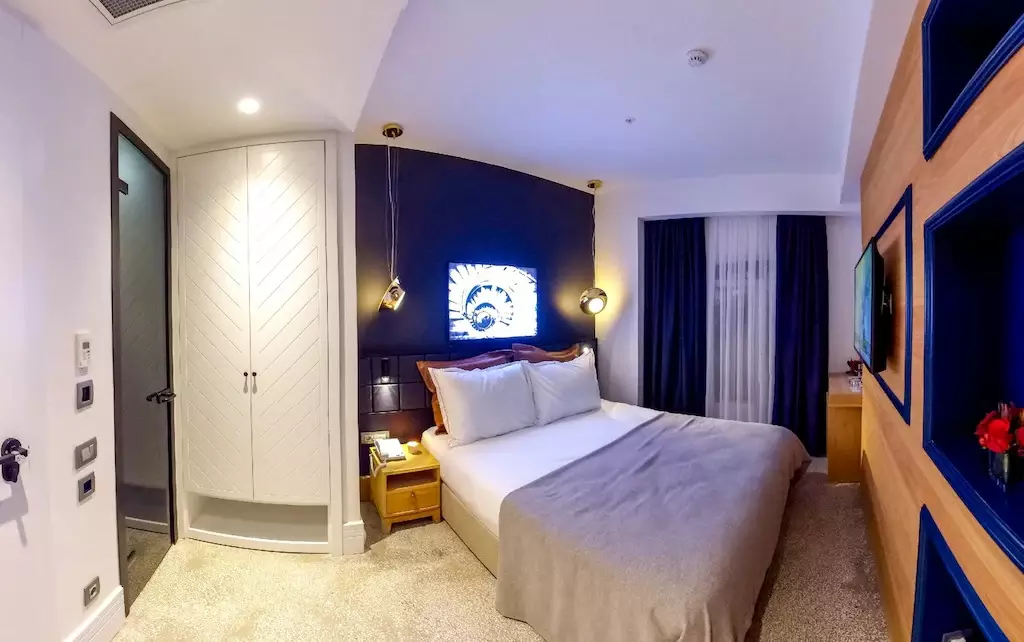 مارون توم توم استانبول