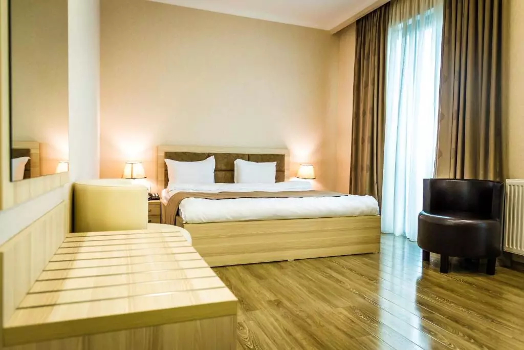 هتل چری گاردن تفلیس