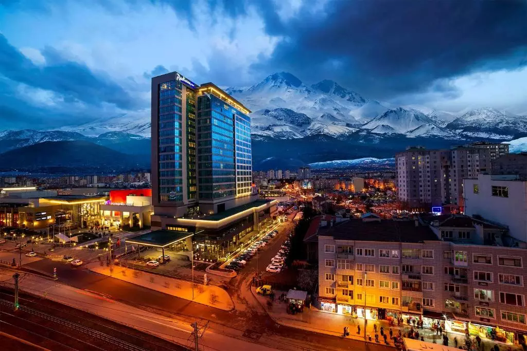 هتل رادیسون بلو شیشلی استانبول