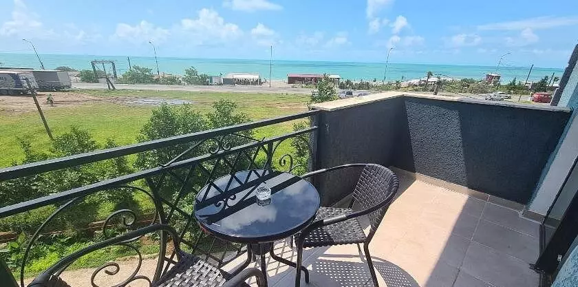 بست پوینت باتومی