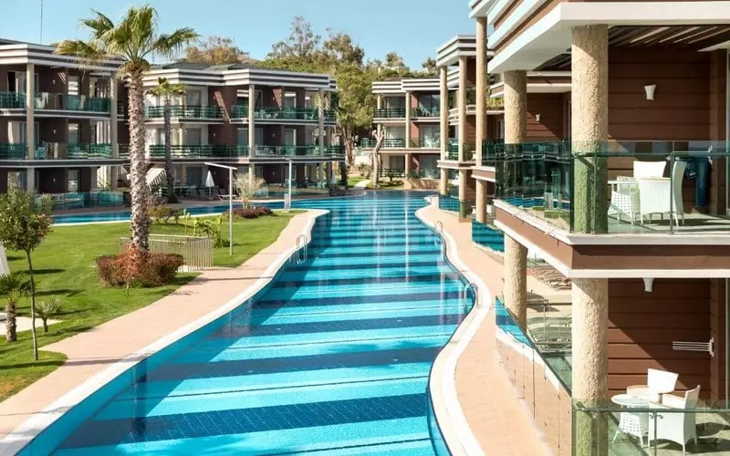 هتل تی یو آی مجیک ماسماوی