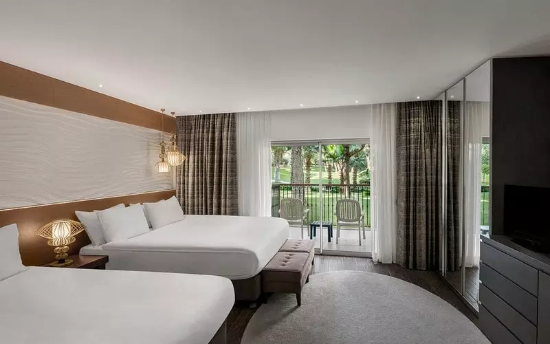 هتل پاپیلون بلویل