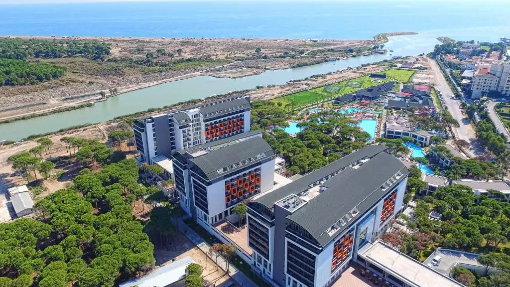 هتل ترندی لارا آنتالیا