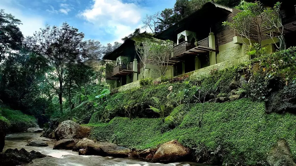 هتل مایا اوبود ریزورت و اسپا