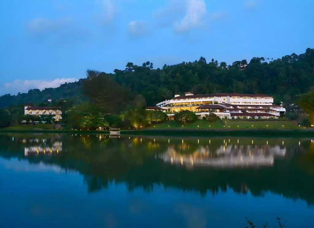 هتل سینامون سیتادل کندی