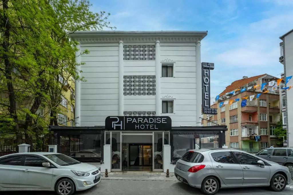 هتل گلدن تولیپ دیزاین تفلیس