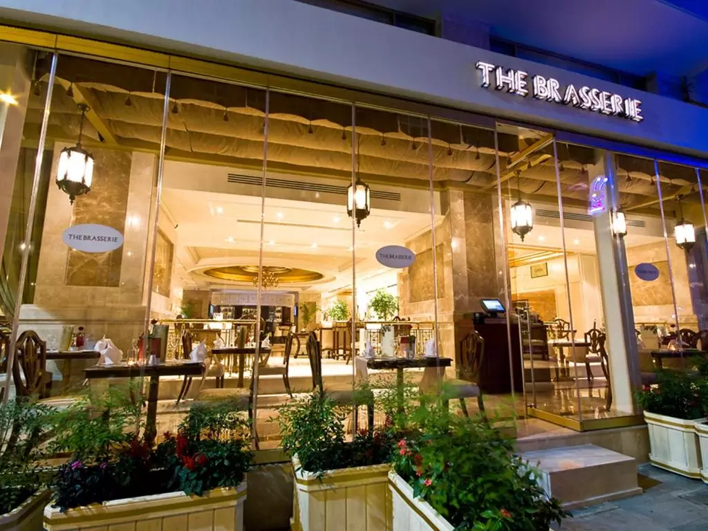 الیت ورلد تکسیم استانبول