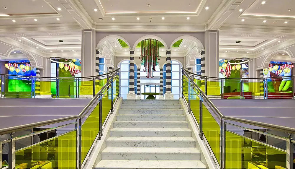 د لند آف لجندز تم پارک آنتالیا