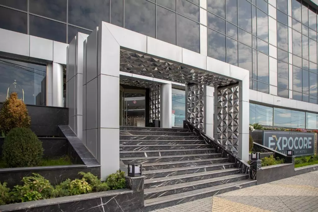 هتل اکسپوکور ایروان