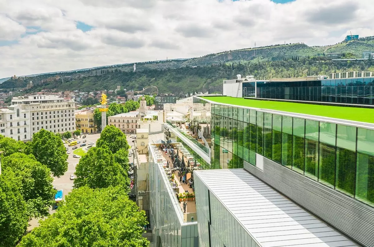 هتل رادیوس تفلیس