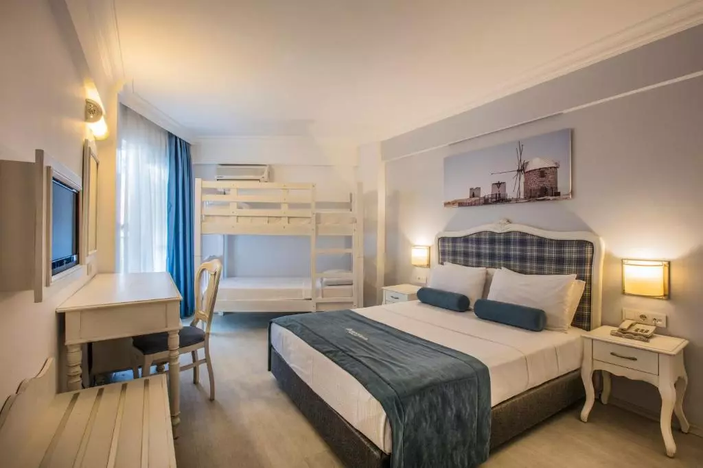 آتلانتیک هالیدی کلاب