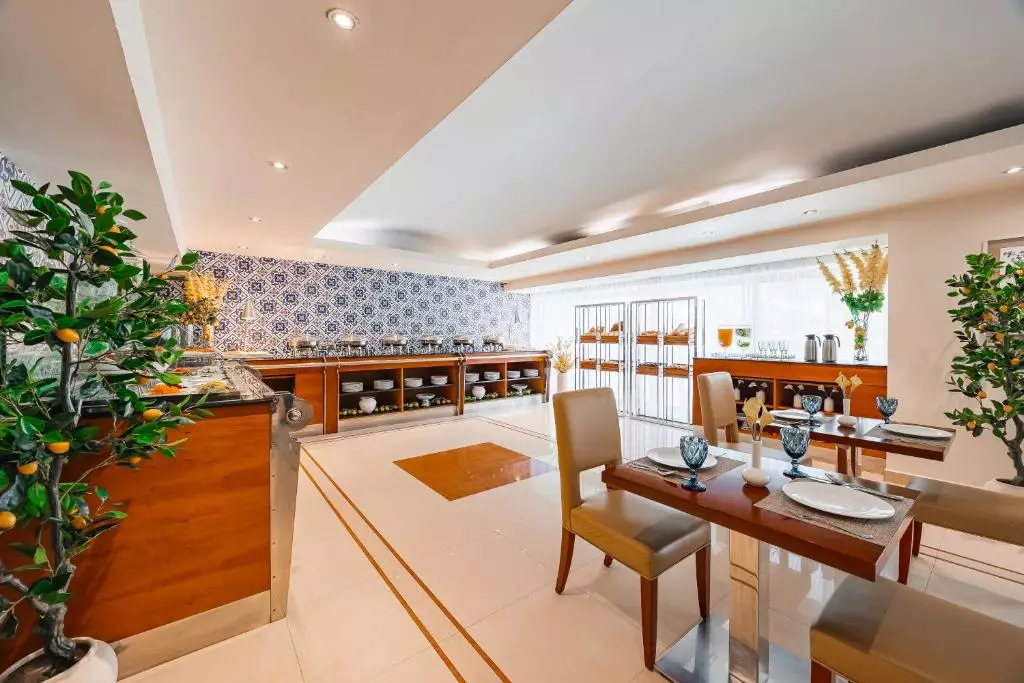 گلدن سندز دبی