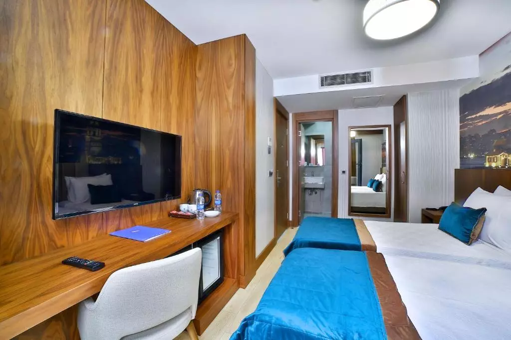 تانگو تکسیم استانبول