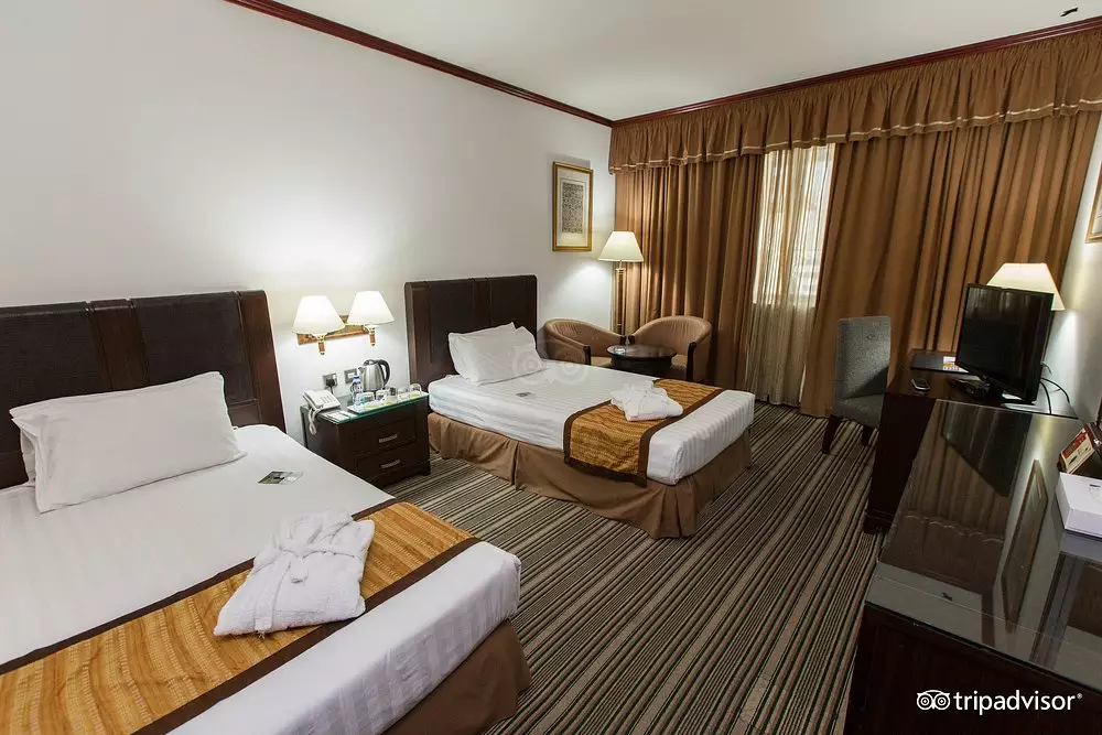 می فر گرند دبی