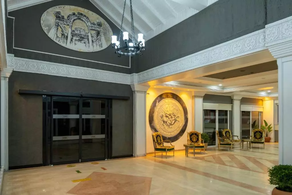 تیانا بیچ ریزورت