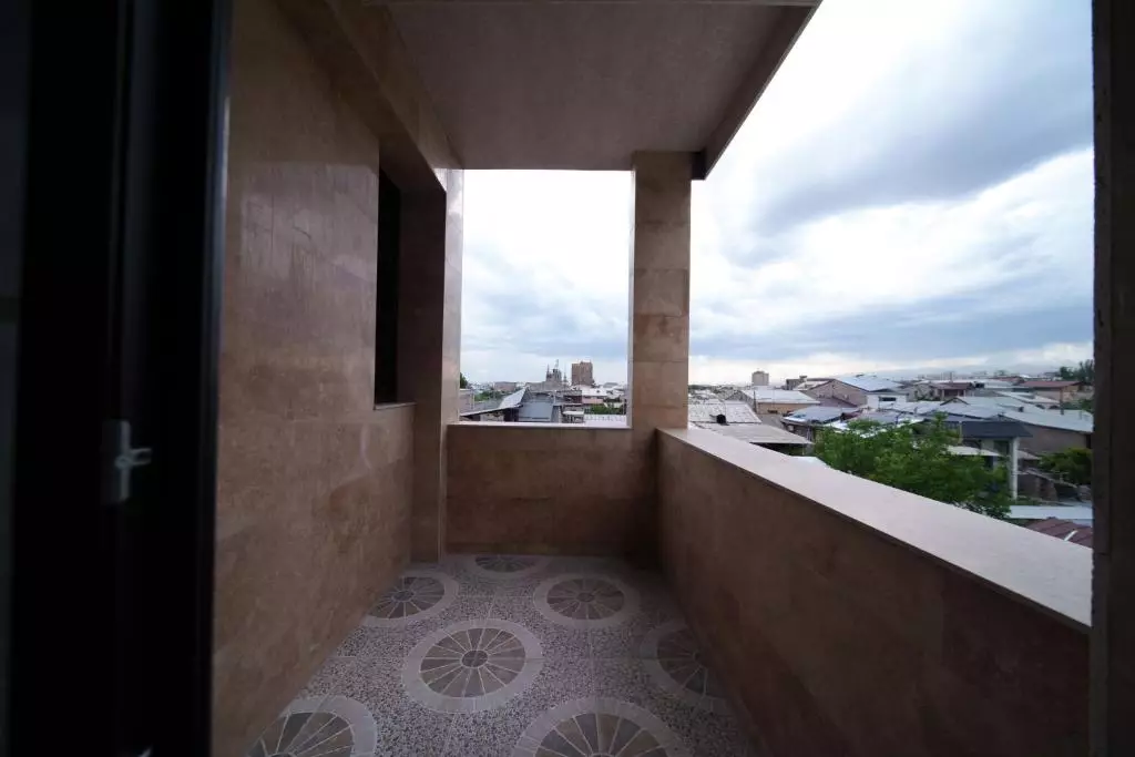 امانوئل ایروان