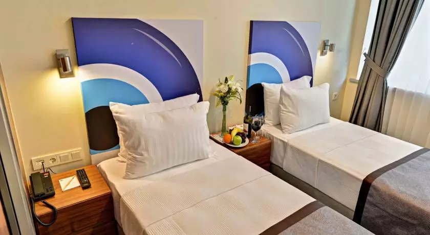 آل این استانبول