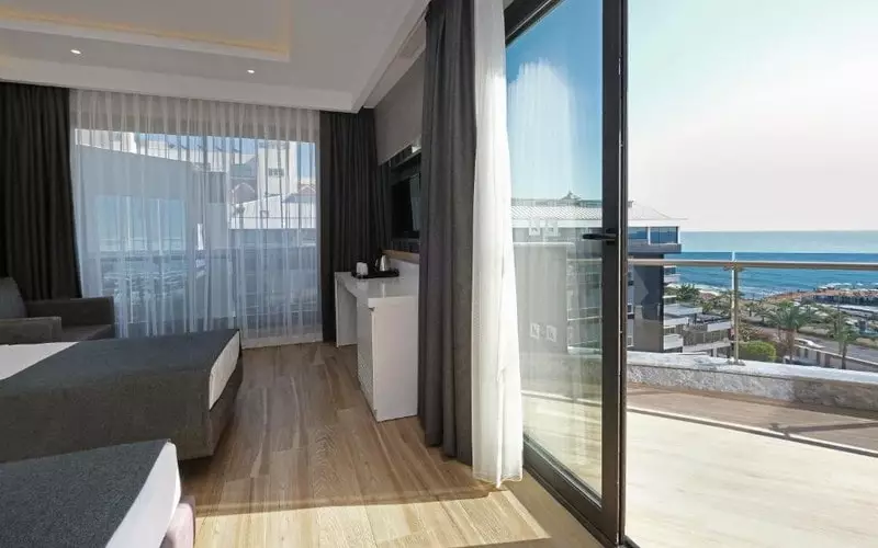 کایلا کریزانتم ریزورت آلانیا