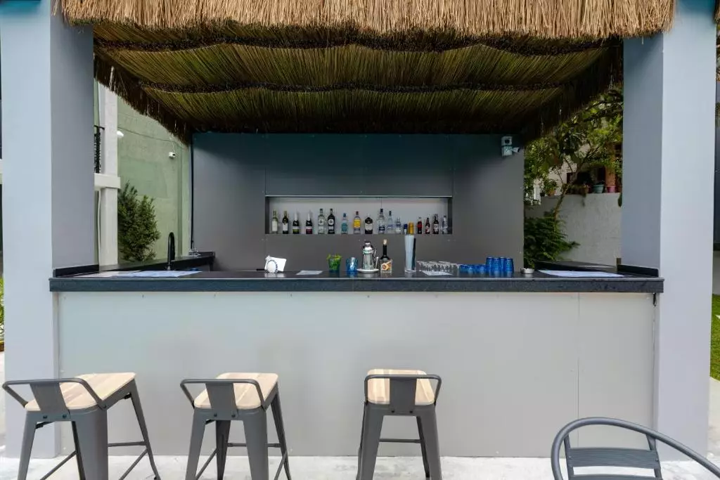 هیلتون گاردن باتومی