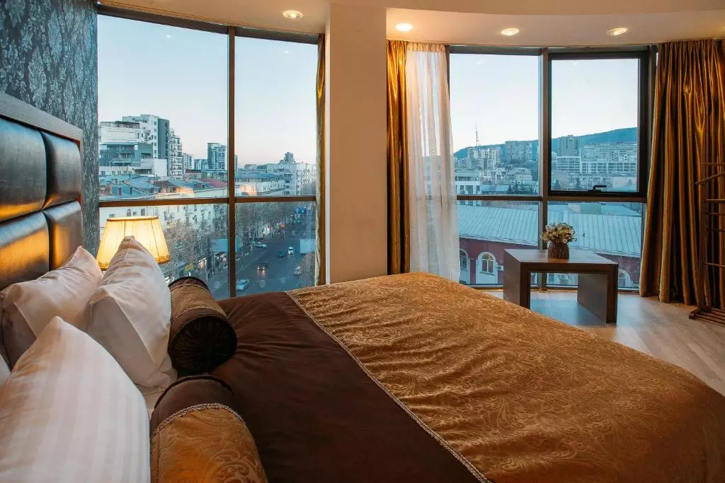 گرین کویین تفلیس