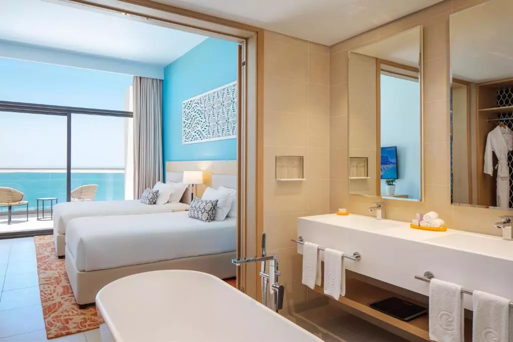 سنتارا میراژ بیچ ریزورت دبی