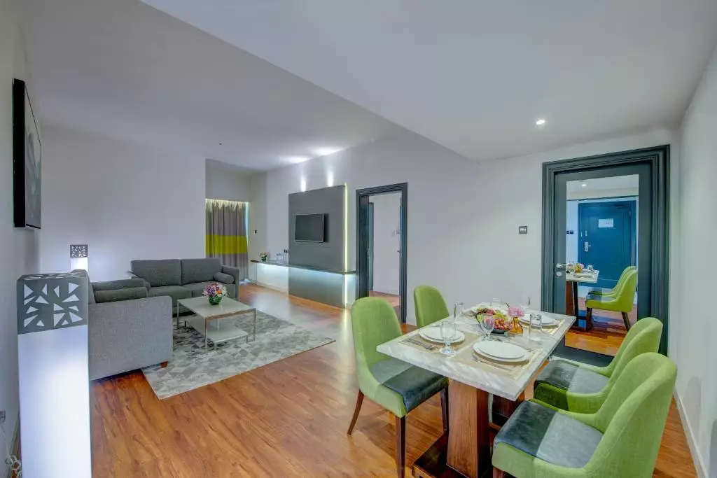 هاوارد جانسون پلازا بای ویندهام دبی دیره