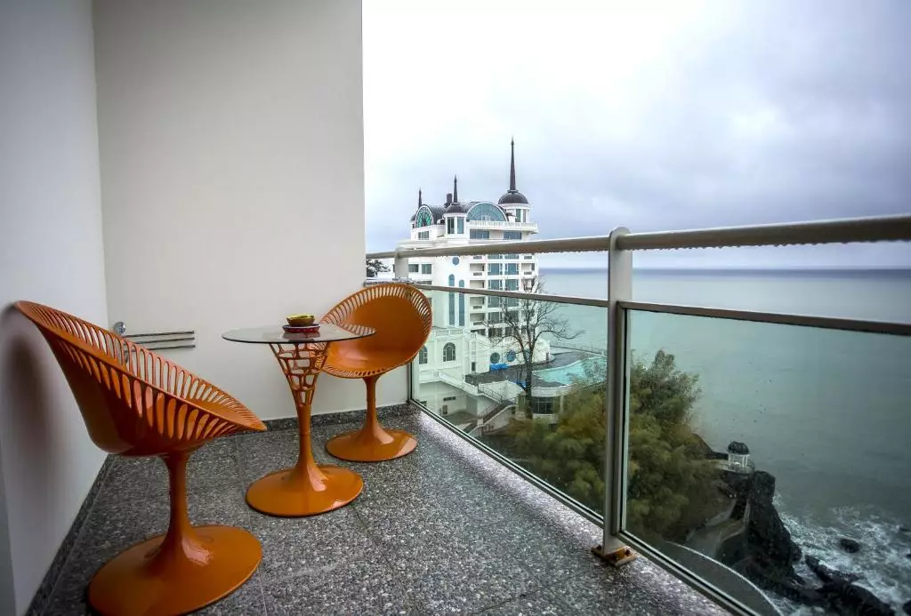 کلستلو مر دیانا باتومی