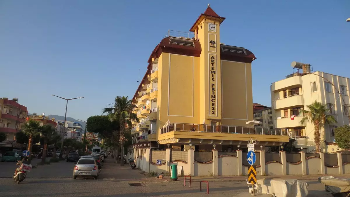 آرتمیس پرنسس آلانیا