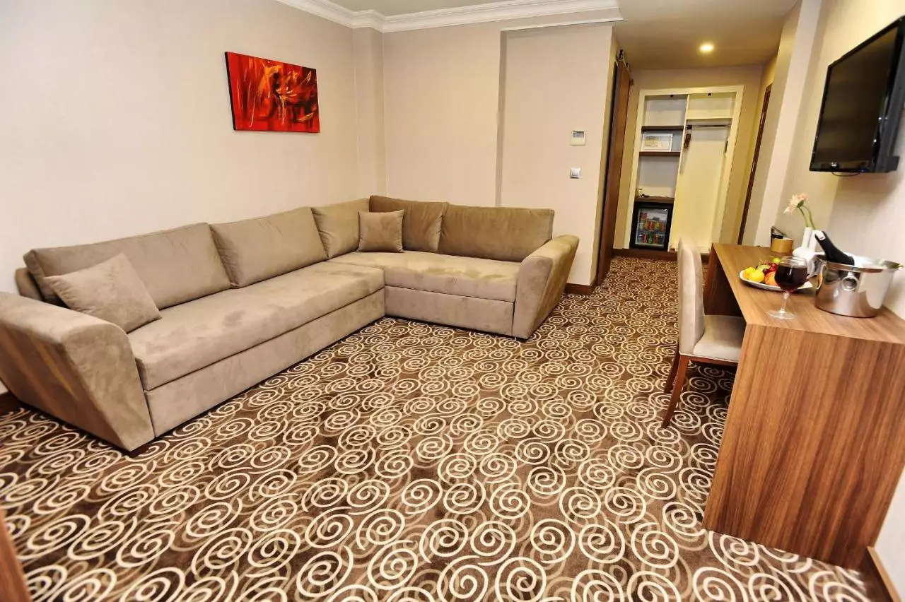 دلتا استانبول