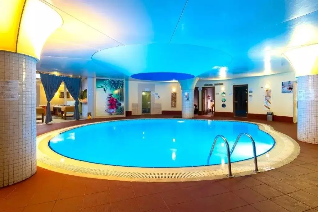 پینتا پارک دلوکس