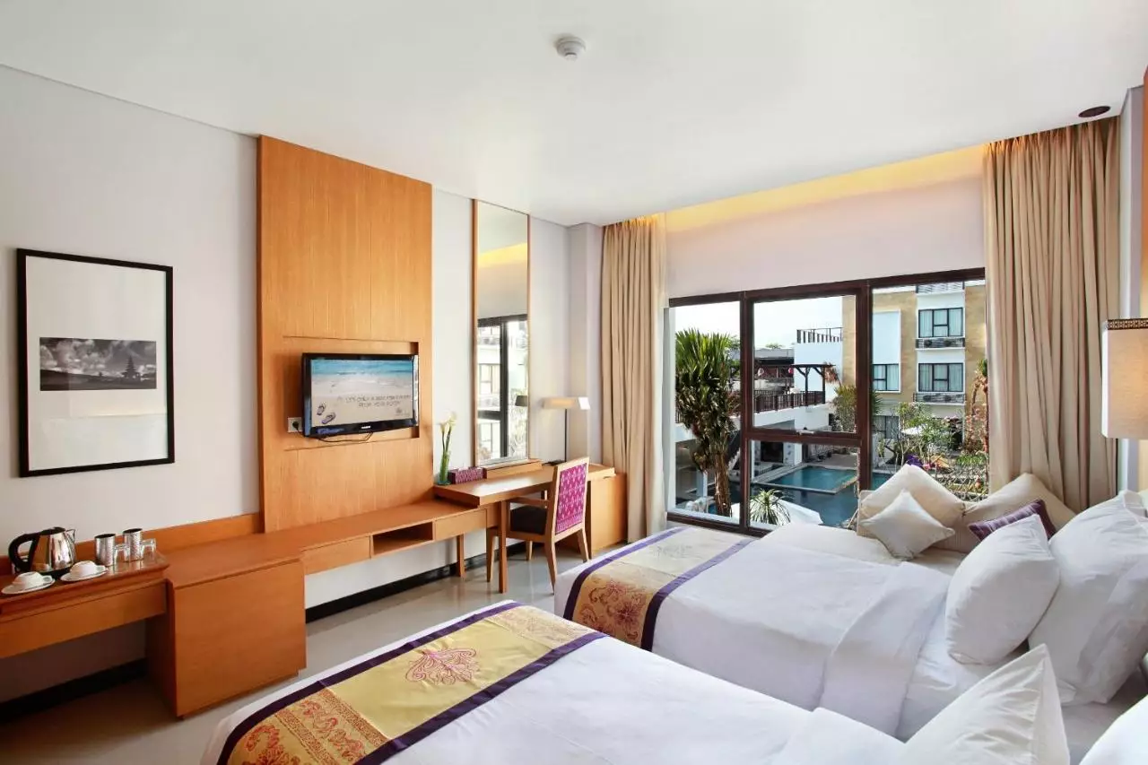 تورنتوم فورمرلی گرند ایینا